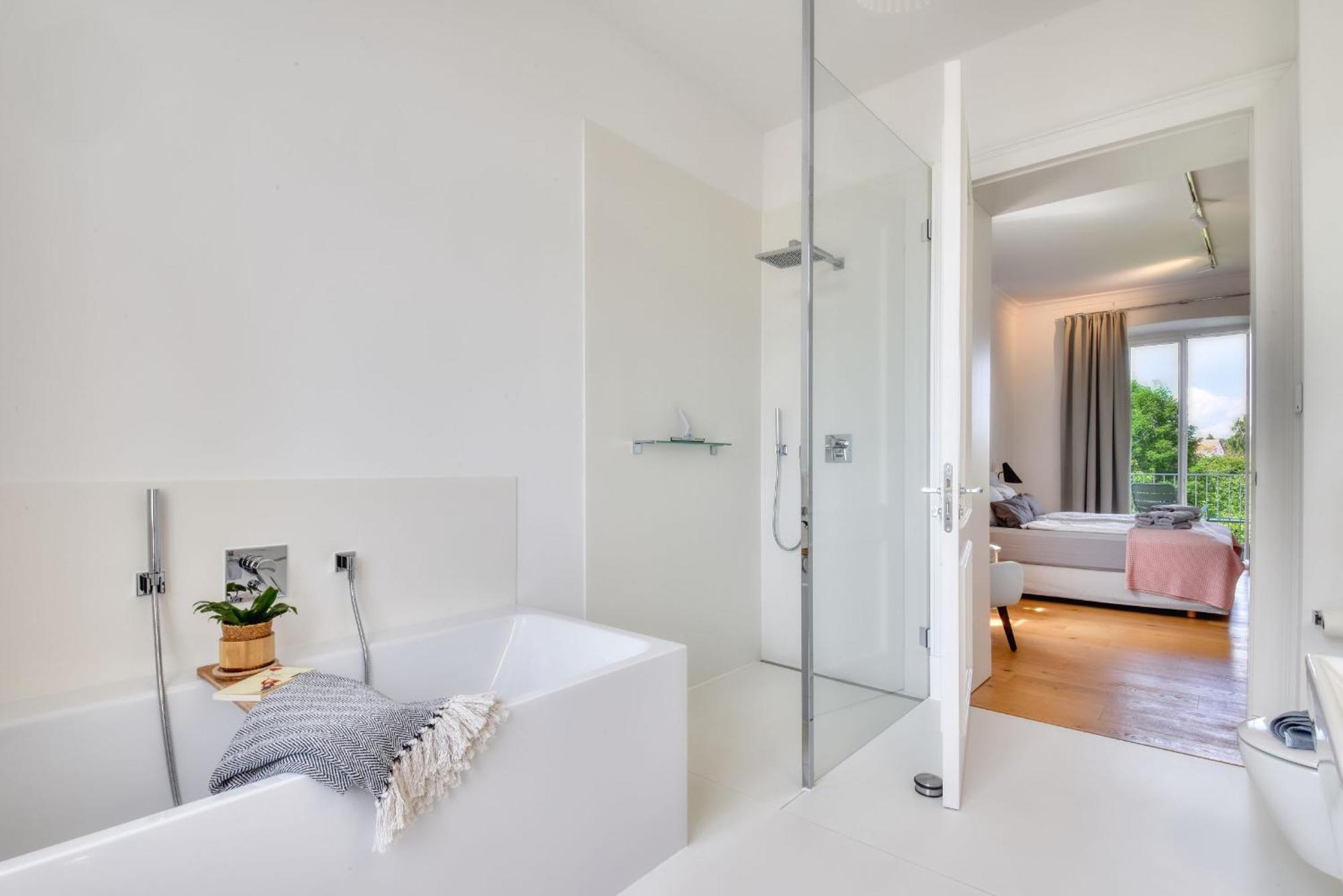 Ferienwohnung Fuerst Malte Loft I Design & Pool Putbus Esterno foto