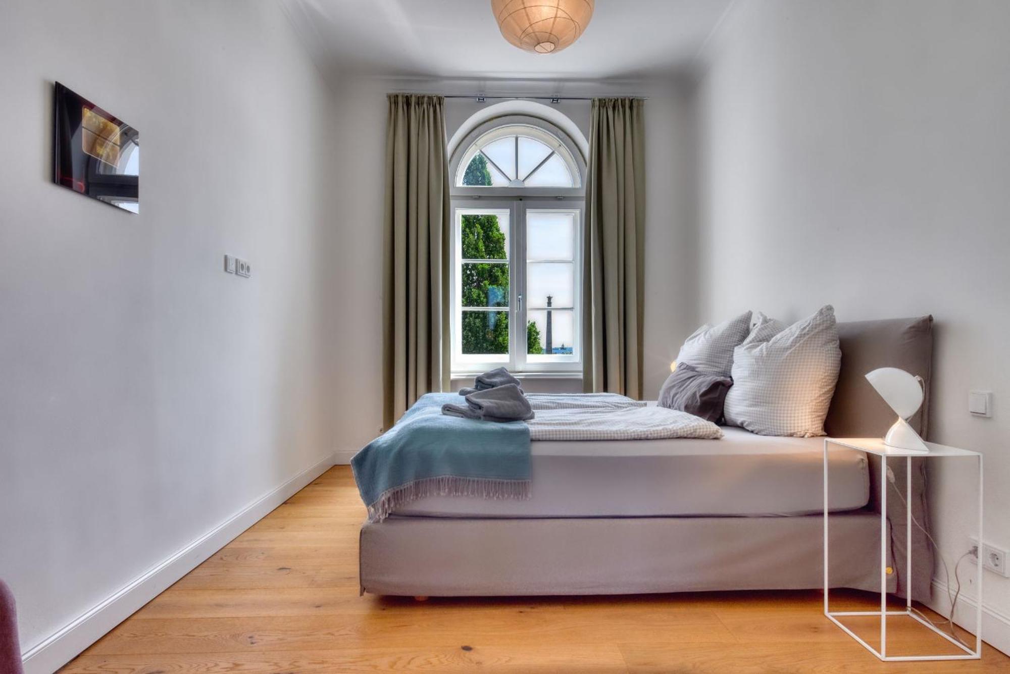 Ferienwohnung Fuerst Malte Loft I Design & Pool Putbus Esterno foto