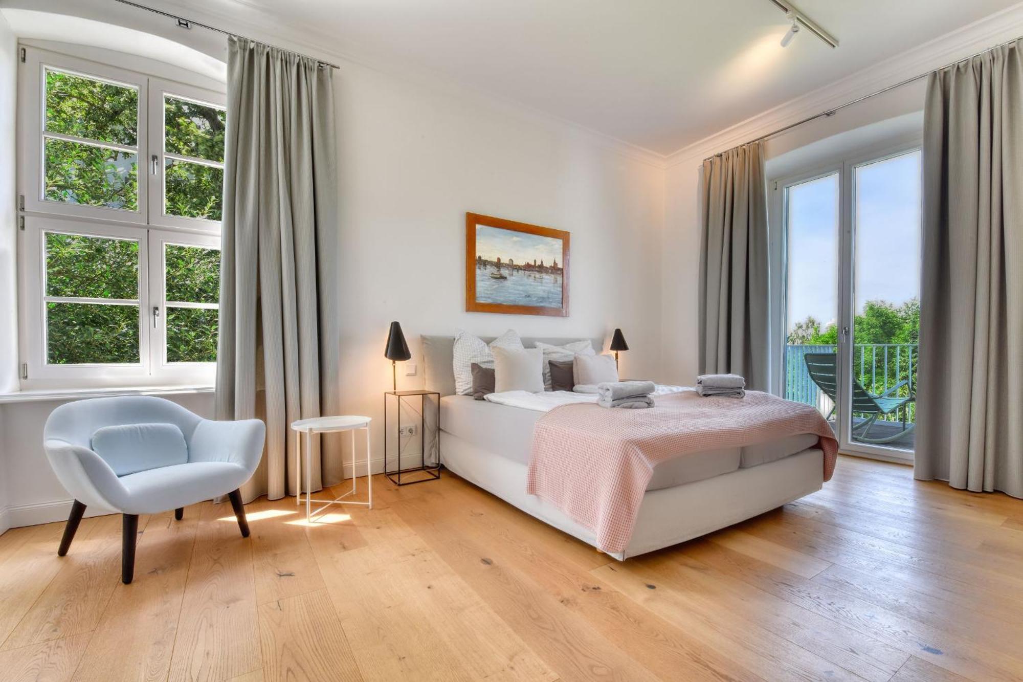 Ferienwohnung Fuerst Malte Loft I Design & Pool Putbus Esterno foto